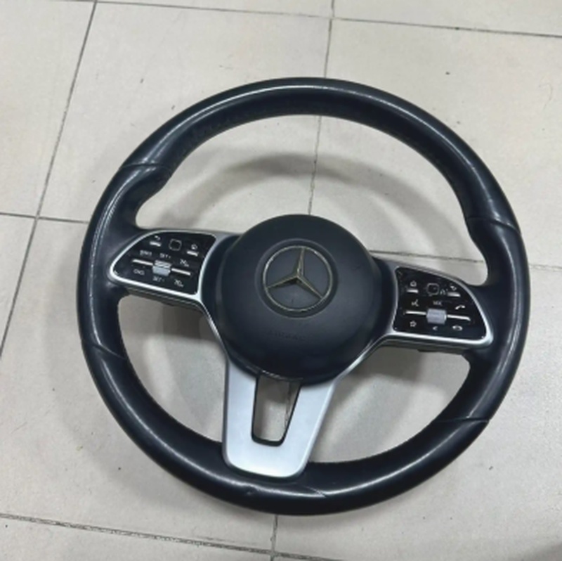 Руль от Mercedes-Benz